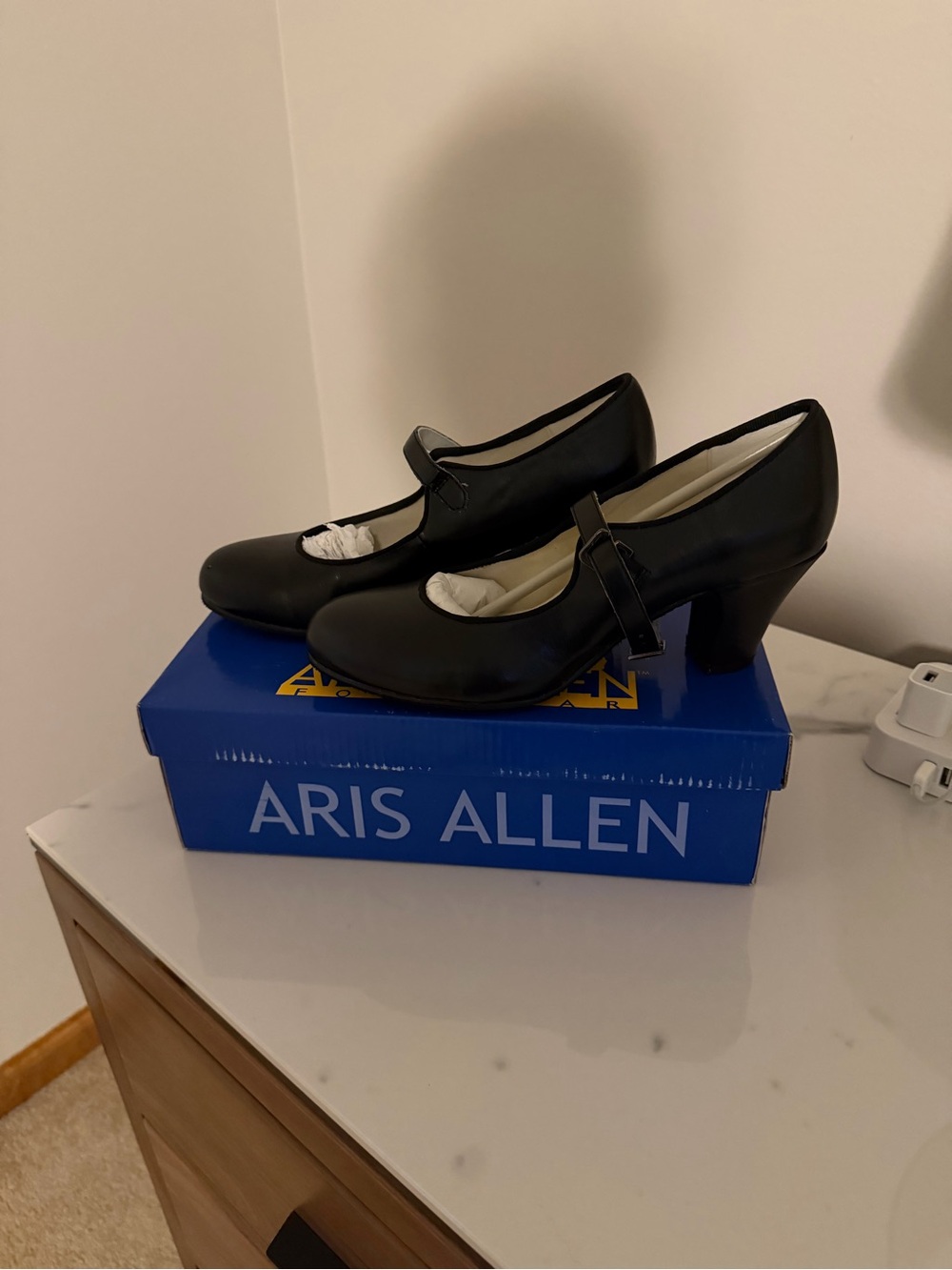 Aris Allen Black 1940s Mary Jane Heel Pumps with Strap